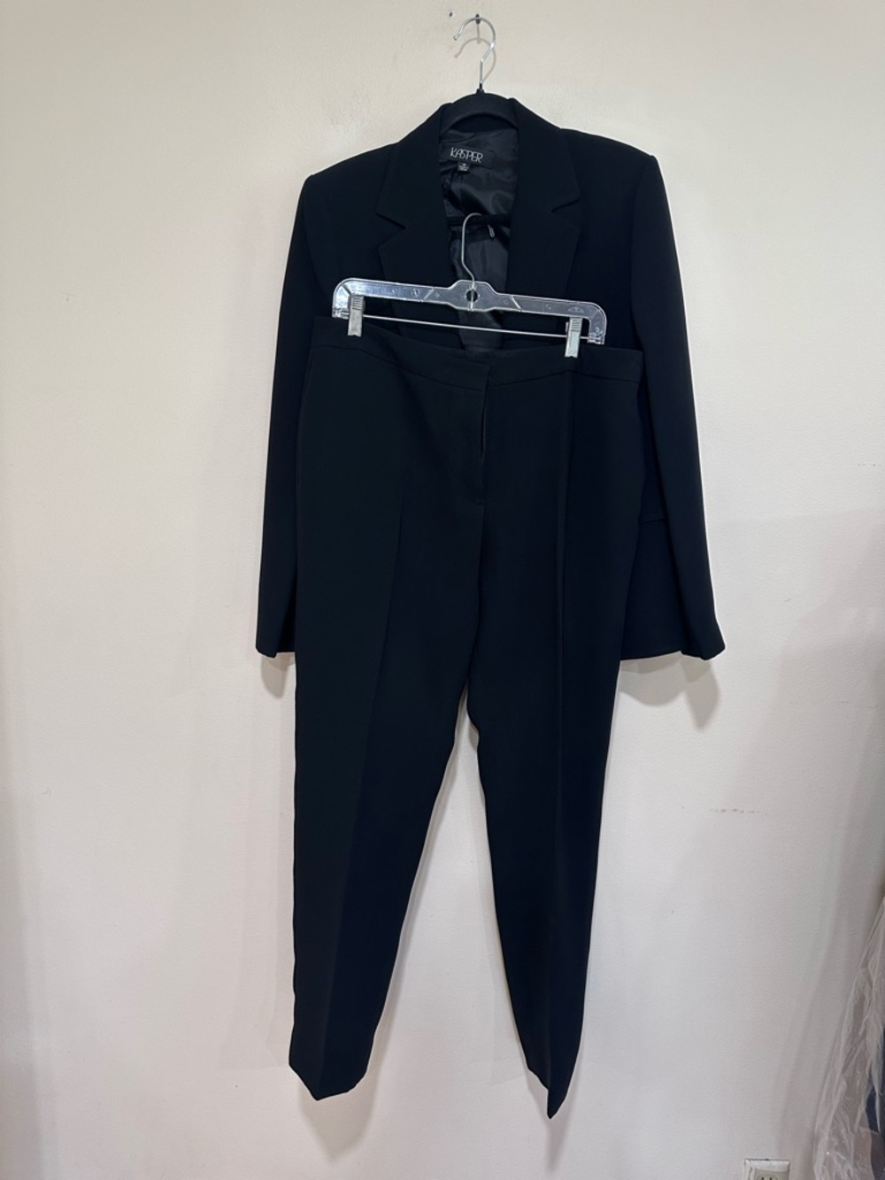 Kasper Black Tailored Pantsuit - Classic Blazer & Slim Trousers. Size 14